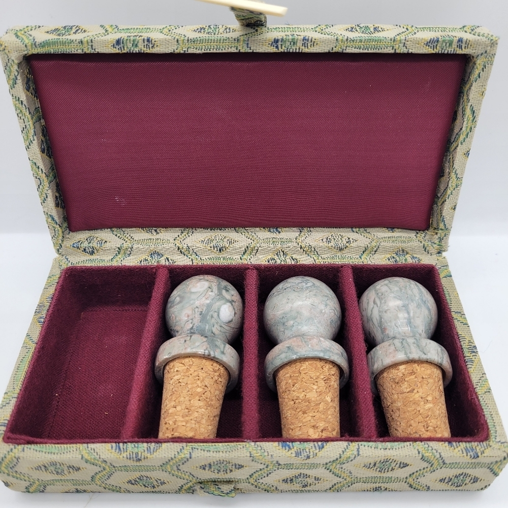 Set of 3 stone carved corks In Green Box Bottle Stoppers Wine Corks chinese